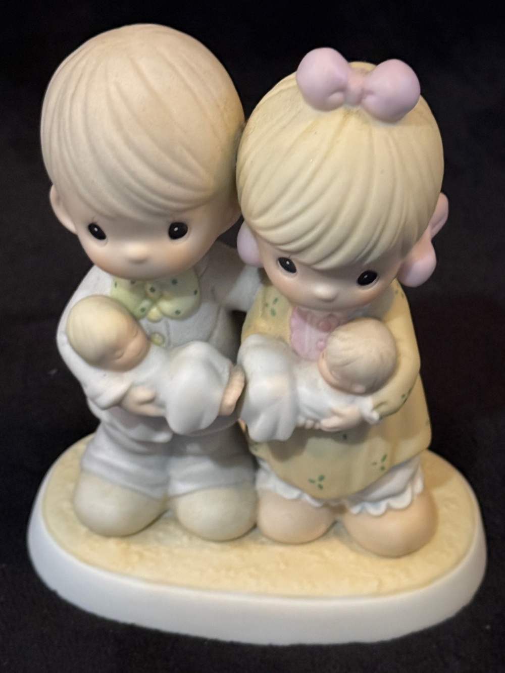 Precious Moments Ceramic Figurine BE FRUITFUL AND MULTIPLY